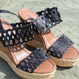 High heel sandals